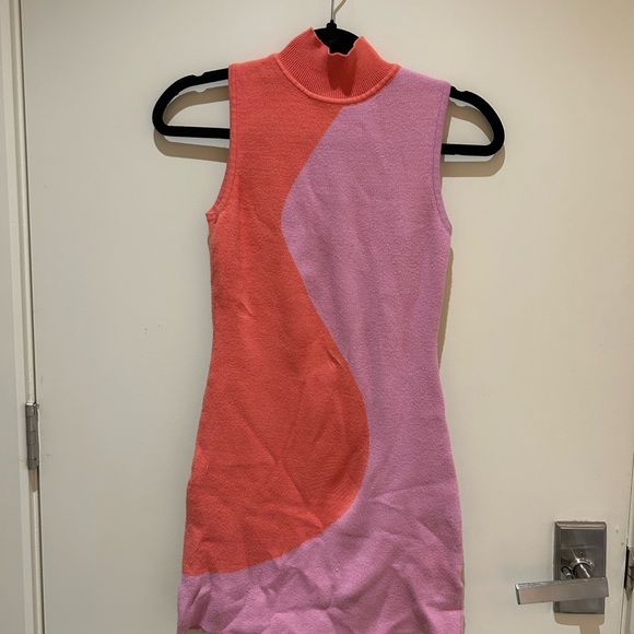 FORE Yin Yang Dress - Picture 2 of 4